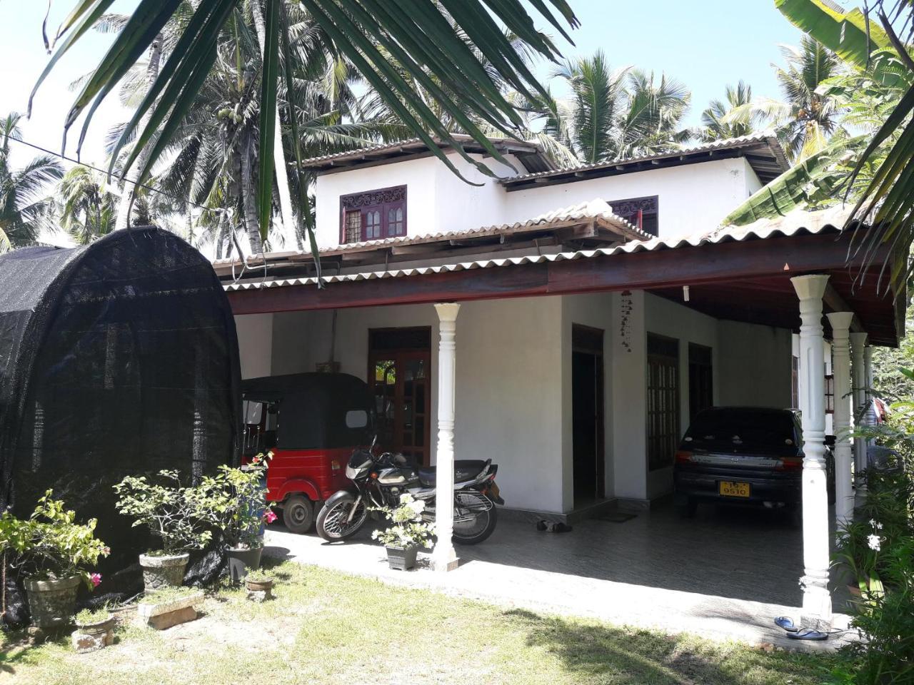 Southern Beach Surf Lodge Ахангама Экстерьер фото